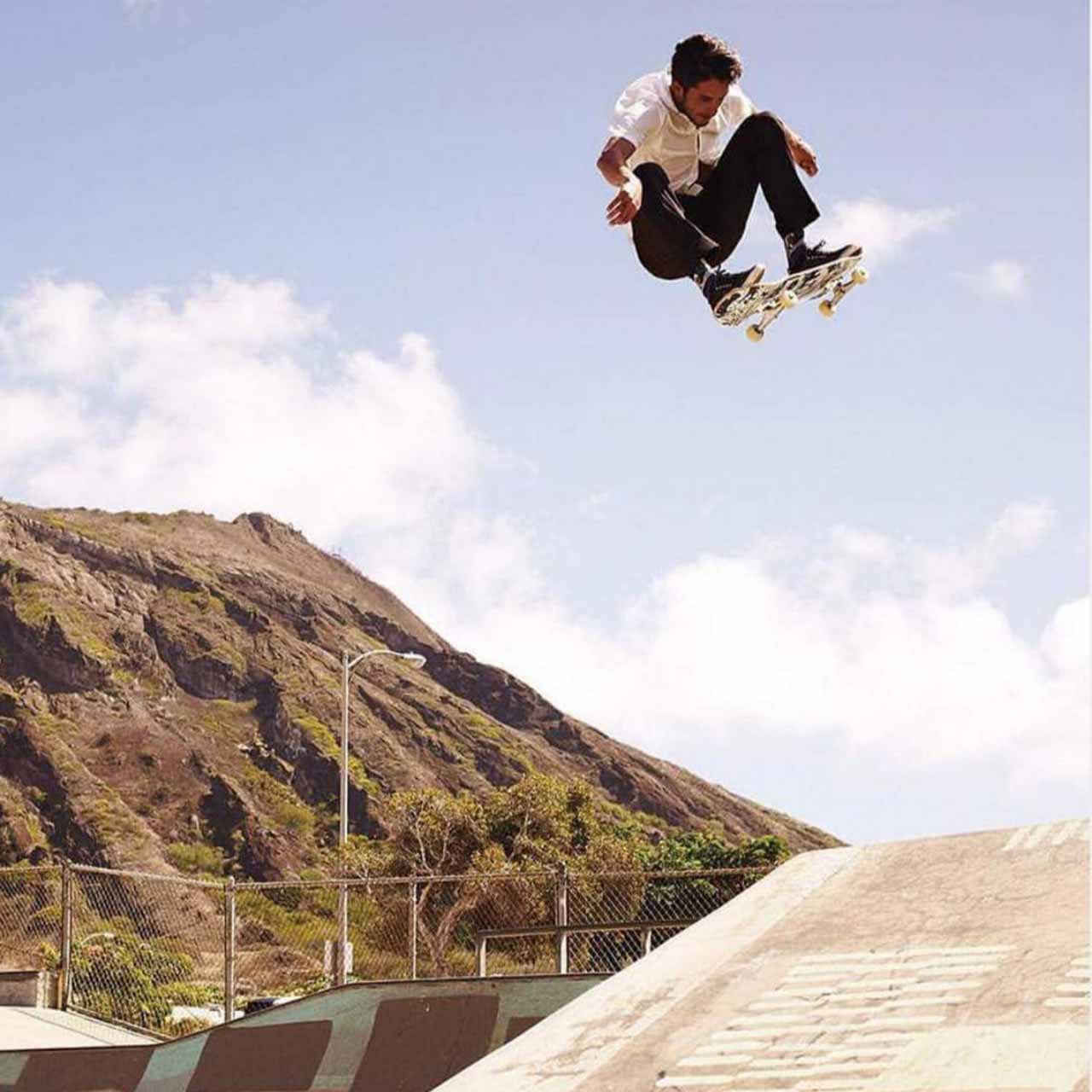 skate aerial